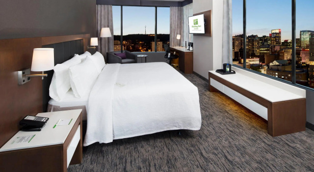 Двухместный номер Standard Holiday Inn Hotel & Suites - Montreal Centre-ville Ouest by IHG