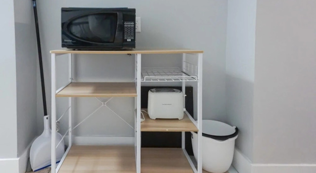 Renovated Cozy 2-br in Uptown SJ Location Coffee, Забронировать Отель Отели River Valley с парковкой, Парковка