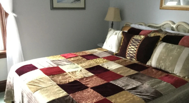 Номер Royal Pemberley House Bed and Breakfast