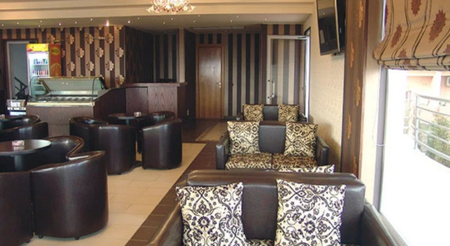 Hotel Frojd, Rezervovat Hotel Hotely v Albania se snídaní, Snídaně