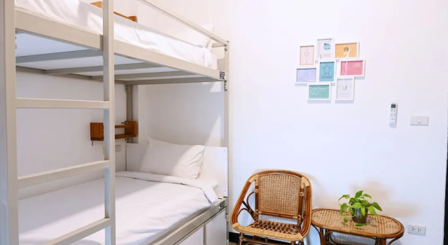 The Dearly Koh Tao Hostel