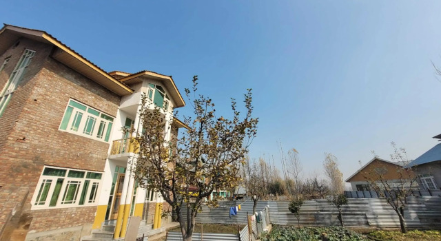 OYO HOME IAE602 Safyan Homestay, Забронировать Отель Джамму Джамму и Кашмир