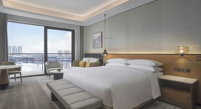 Standardowy klub pokój z widokiem na jezioro Sheraton Ninghai Hotel