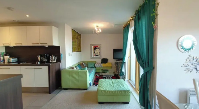 1 Bed Flat - Sleeps 5 - Pets - Garden - Parking