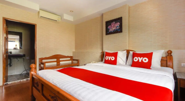 Двухместный номер Superior OYO 861 Patong Dynasty Hotel