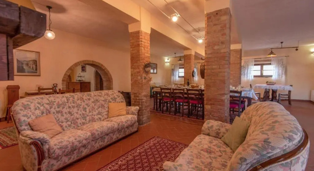 Casa Cerralta 14, Забронировать Отель Монтальчино Валь д’Орча