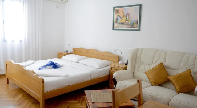Трёхместный номер Standard с балконом Hotel Sanja former Oliva