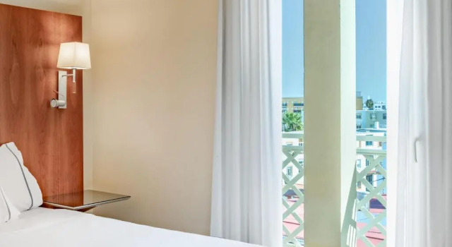 Одноместный номер Standard с видом на город AC Hotel La Línea by Marriott
