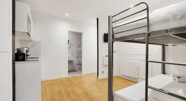 Comfortable Studio - 1br/4p - Republique, Забронировать Отель Париж Иль-де-Франс, рядом с Станция метро Rambuteau