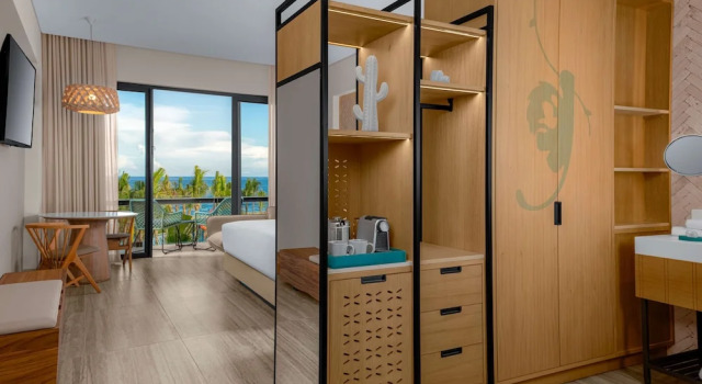 Двухместный люкс с частичным видом на океан Hilton Tulum Riviera Maya All-Inclusive Resort