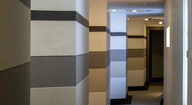 Run of House Hotel Mariver