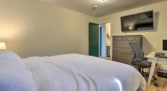 Modern Condo w/ Mtn Views: Near Dillon Reservoir!, Rezerwuj Apartament Hotele w Vail Ski z parkingiem, Parking