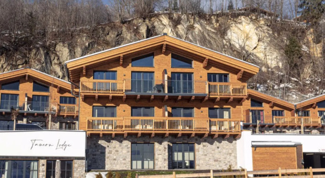 Superior Ferienhaus # 4C mit Sauna, Rezerwuj Hotel Hotele w Salzburg z parkingiem, Parking