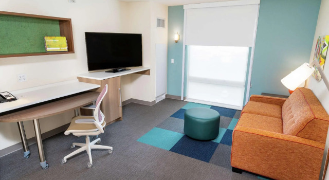 Двухместный люкс Accessible Home2 Suites by Hilton Las Vegas Stadium District