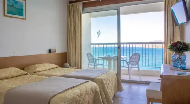 Двухместный номер Superior Hotel Roc E Mare