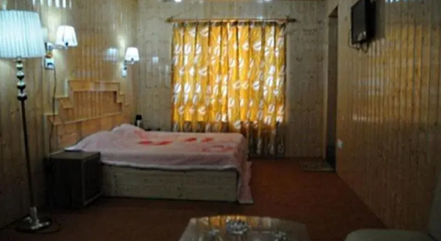 Swiss Hotel Kashmir