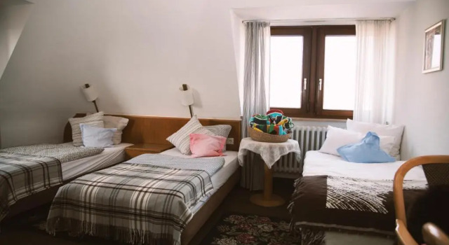 Трёхместный номер Standard Hotel Barbarossa Garni