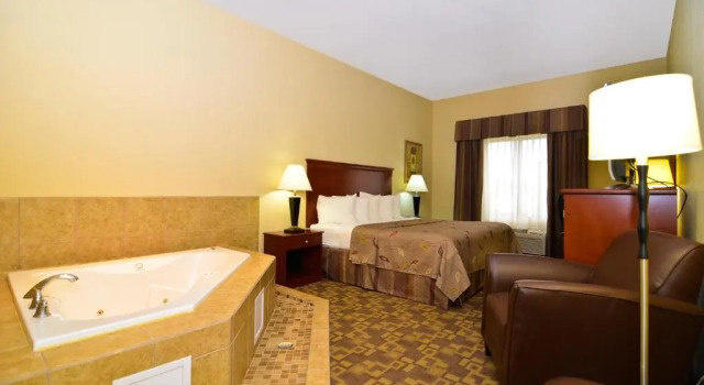 Двухместный номер Deluxe Best Western Opp Inn