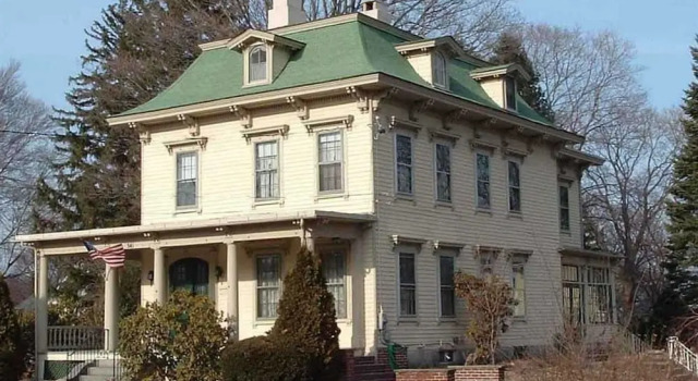 Pillsbury House Bed & Breakfast, Varaa Hotelli Woonsocket Rhode Island