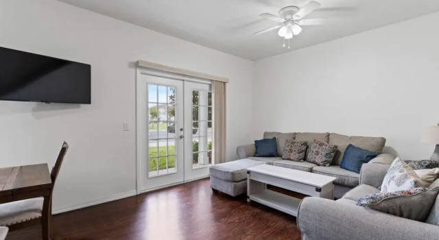 Коттедж Amazing 4bdr few Miles From Disney - 3210
