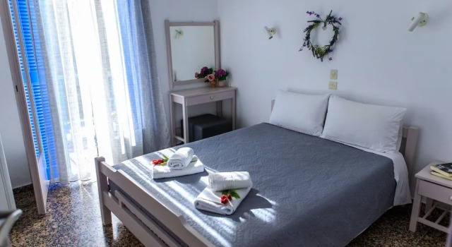Maison Kalogiannis, Забронировать Отель Патитирион Алонисос