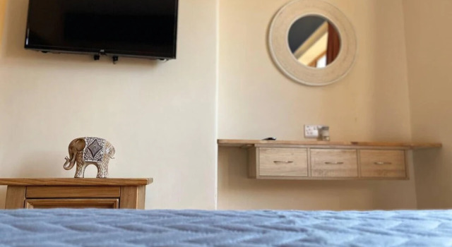 Modern and Cosy Apartment in Chester, England, Забронировать Апартаменты/квартира Честер Чешир, рядом с Больница Countess of Chester