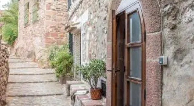 L'Arc de Pedra, Забронировать Отель Вилафамес Castellon Province, рядом с Музей современного искусства Висенте Агилера Серни