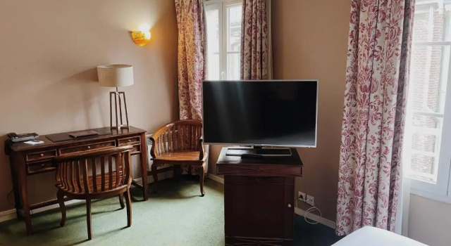 Двухместный номер Standard Alfred Hotels Compiègne