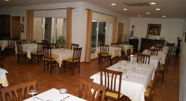 Hostal Restaurante Bustos, Varaa Hotelli Villarrubio Cuenca Province