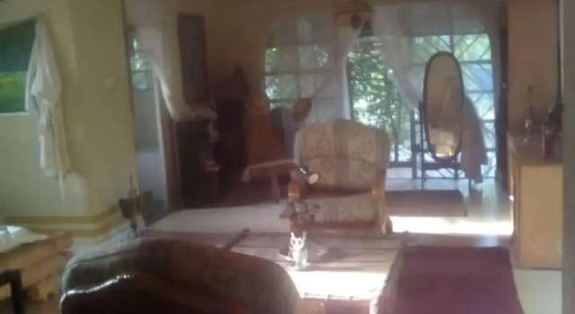Коттедж Cottage Sleeps 6 with Private Patios