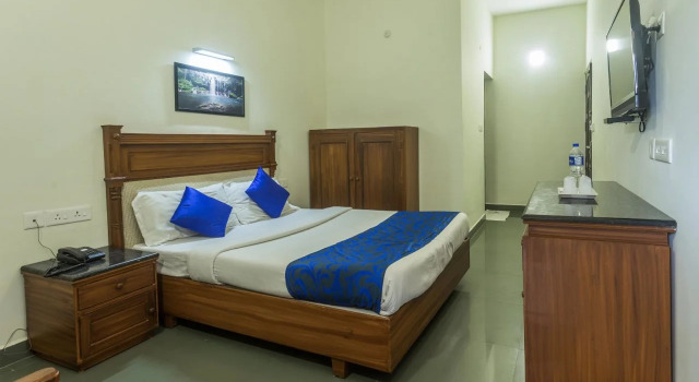 OYO 9531 Hotel Highrange Inn, Забронировать Отель Отели штата Кералы 3 звезды, 3*