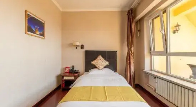 Люкс с 2 комнатами с балконом и с видом на море Qingdao Meteorological Holiday Resort