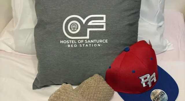 Кровать в общем номере Hostel Of Santurce