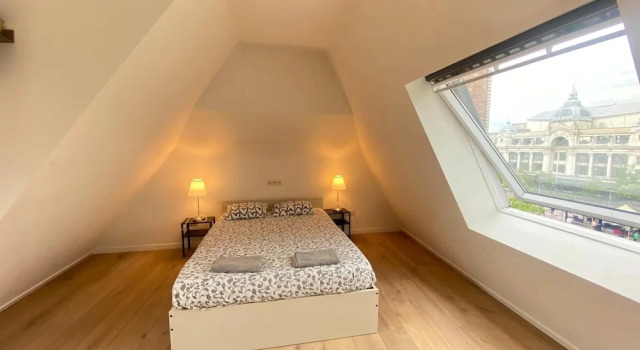 12-guest Apartment on the Main Square, Забронировать Апартаменты/квартира Апартаменты Антверпена, рядом с Frietkotmuseum Antwerpen, Апартаменты/квартира