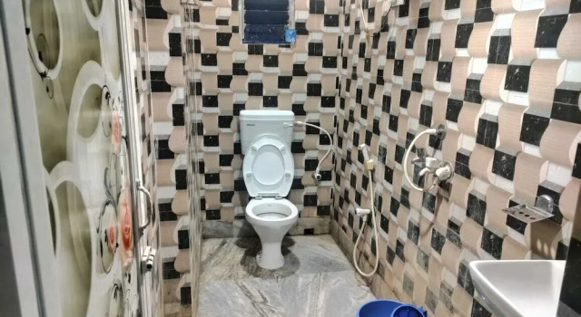 Номер Classic Blue Sapphire Hotel and Banquet