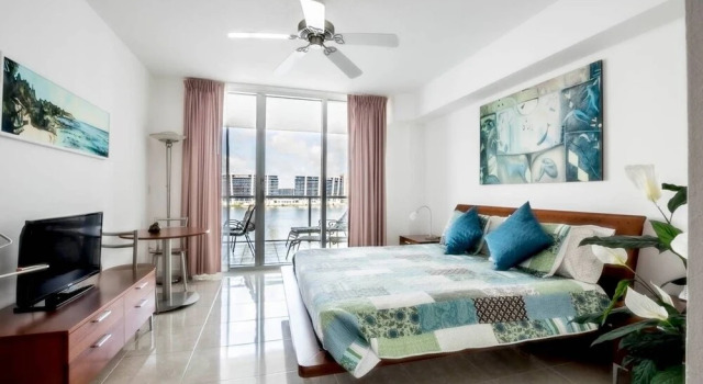 Le Marina Bay 909 - Condo 4 People, Sunny Isles, Varaa Hotelli Hotellit Miami Beach uima-altaalla, Uima-allas