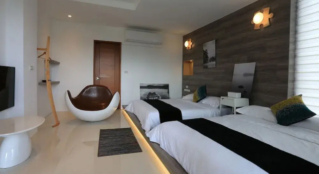 Sixteen Kan B&B