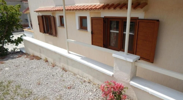 Apartment Lorimar