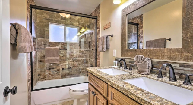 Коттедж Close to Donner Lake & Skiing: Truckee Getaway