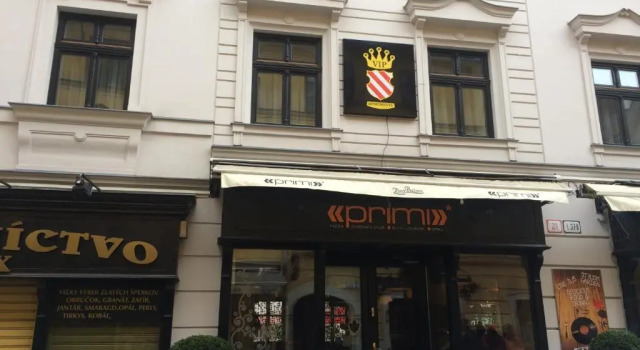 VIP Apartments