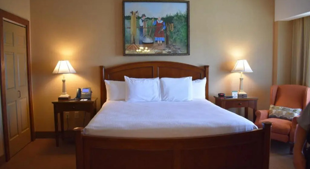 Люкс Deluxe Cherokee Casino West Siloam Springs Resort