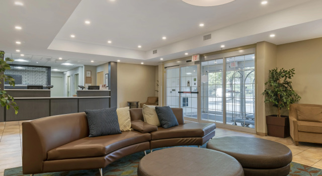 Candlewood Suites Reading, an IHG Hotel, Buchen Sie Hotel 3-Sterne-Hotels in Reading, 3*