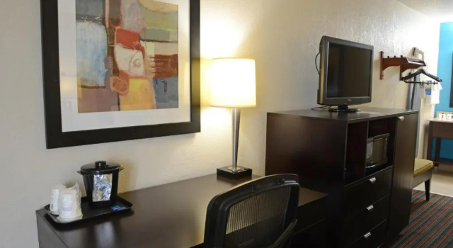 Двухместный номер Baymont by Wyndham Nashville Airport