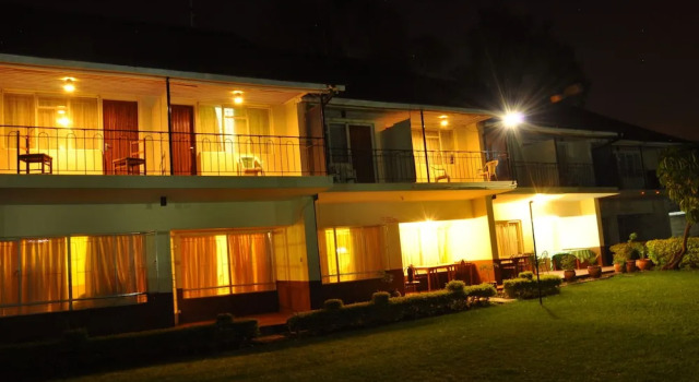 FPFK Guest House, Prenota Affittacamere Hotel a Nairobi con parcheggio, Parcheggio