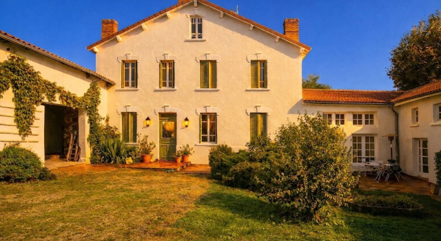 Le Pré du Dimanche, Prenota Affittacamere cantone di Maringues Alvernia.