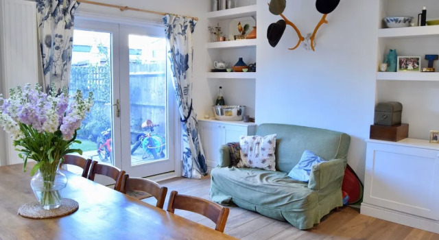 Luxury 3 Bedroom Family Home With Garden