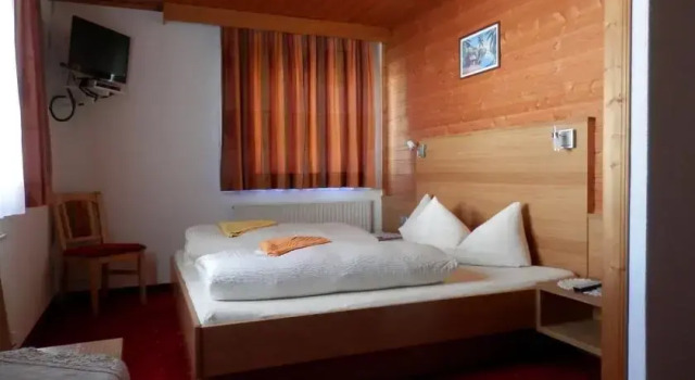 Haus Rudigier, Rezervovat Hotel Hotely v Tyrolsko s parkováním, Parkování