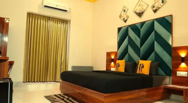Двухместный номер Superior с балконом The Hosteller Rishikesh, Upper Tapovan
