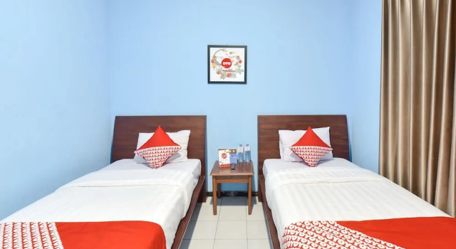 Двухместный номер Deluxe Sekar Ayu Hotel Malioboro Mitra RedDoorz