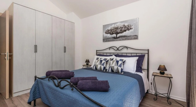 Nice Home in Zastenice With Wifi, 2 Bedrooms and Outdoor Swimming Pool